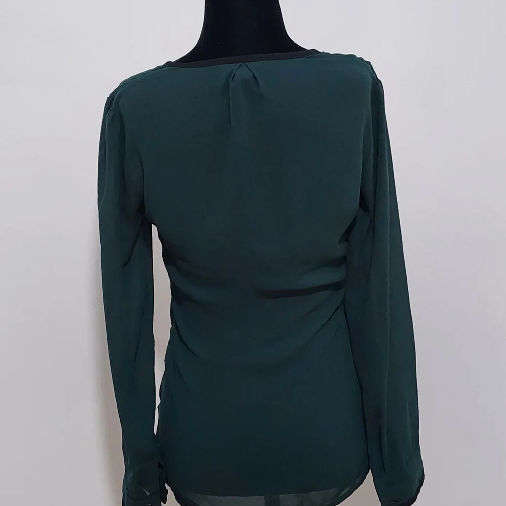 H&M Deep Teal V-Neck Blouse - Picture 2 of 4